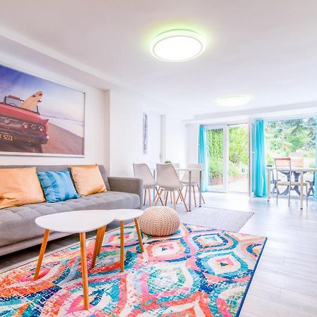 Cosy And Colorful Apartment Szentendre Exterior photo
